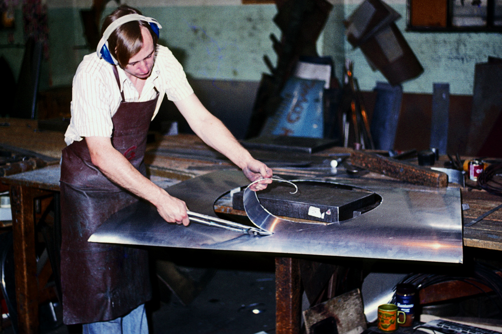 1978: Morgan Motors in Malvern Link (4)