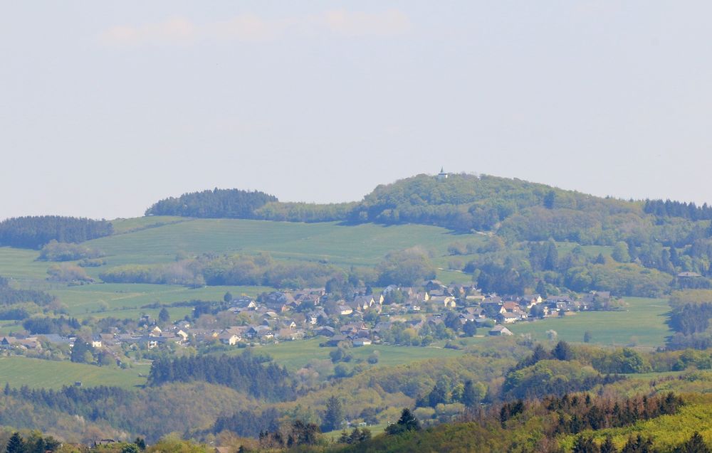 19799 Mahlberg mit dem Michelsberg