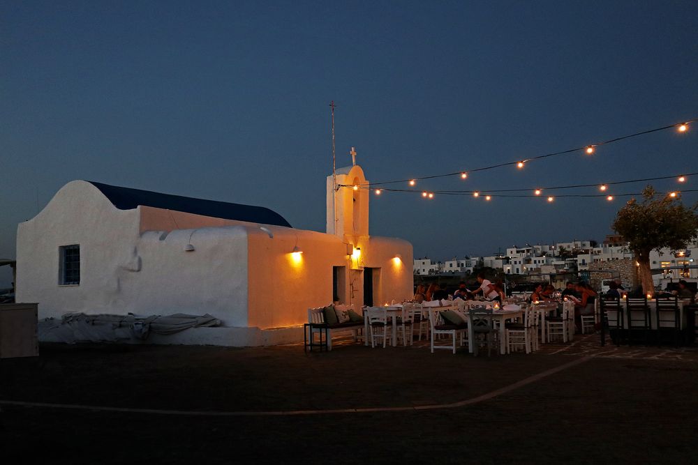 #19Roadside Chapel-Paros (outside)