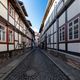 schmale Gasse in Wernigerode ( Harz ) I