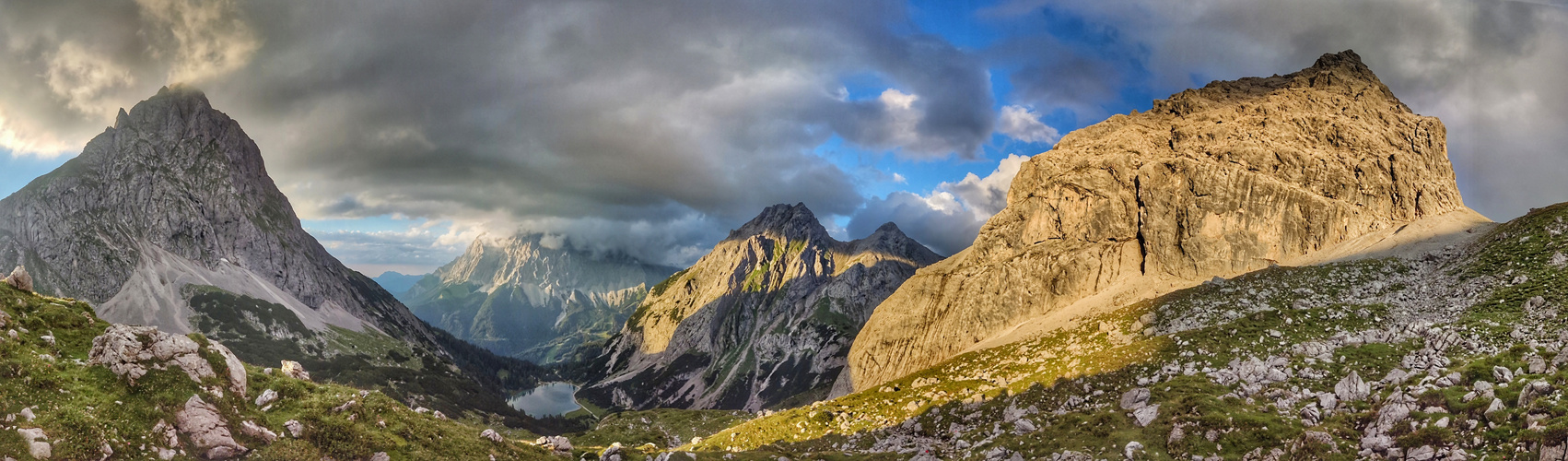 1Blick zum Seebensee