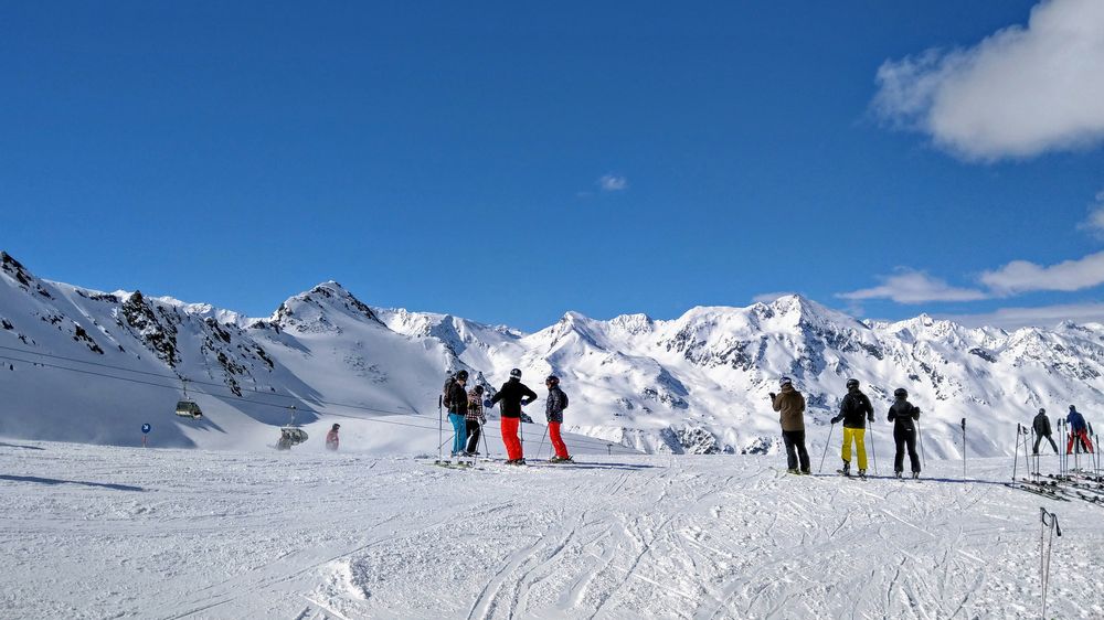 Abfahrt bei Kaiserwetter  von Petra Schwerdtfeger