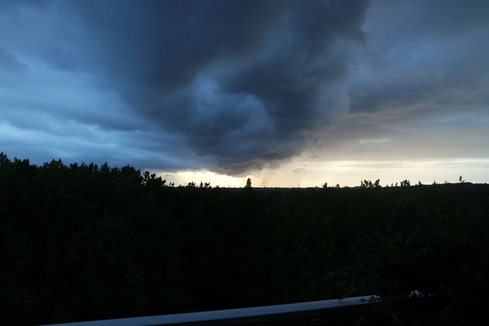 Kurz vorm Unwetter  von Schnucki01