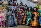 Karneval in Venedig 50 by Micha Boland