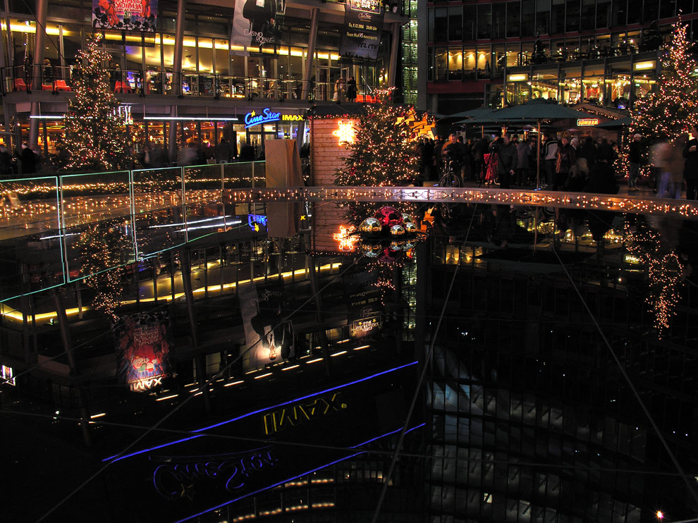 2. Advent in Sony - Center