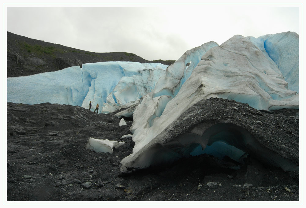 2 am Fuße des Gletschers