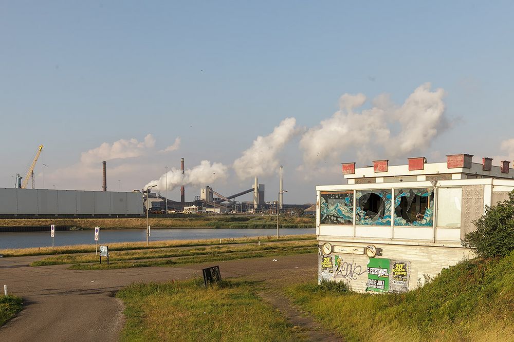 2 black eyes with view on Tata Steel