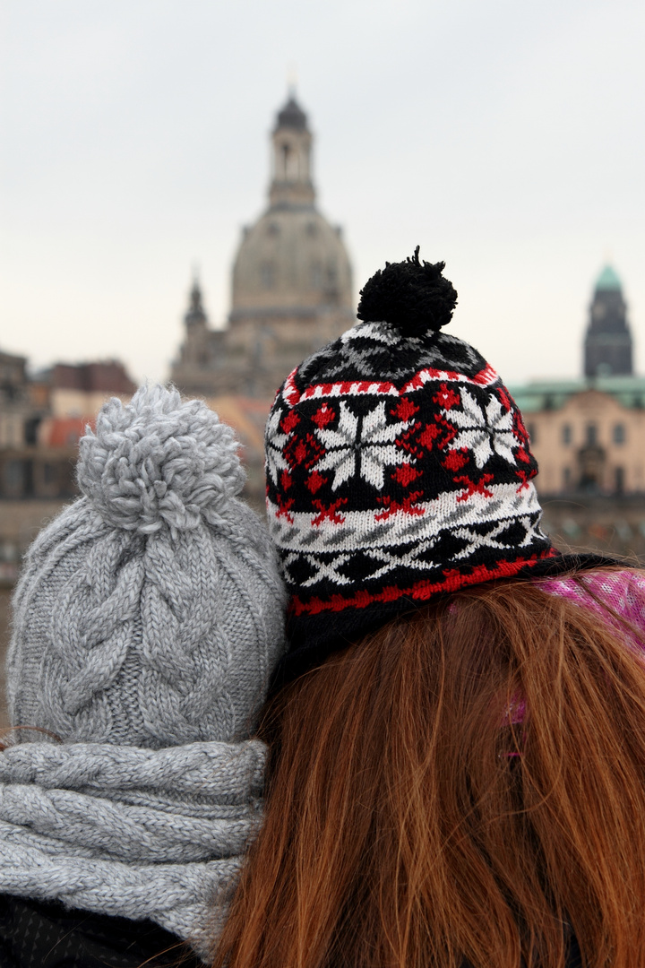 2 Bommel (zwei Spitzen) in Dresden