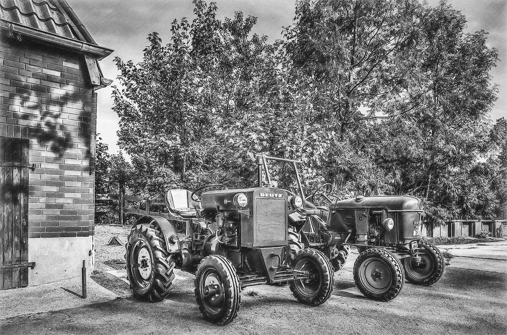 2 Deutz Trecker als Schwarzweiß-Zeichnung