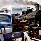 2 Generationen im Münchner Hauptbahnhof