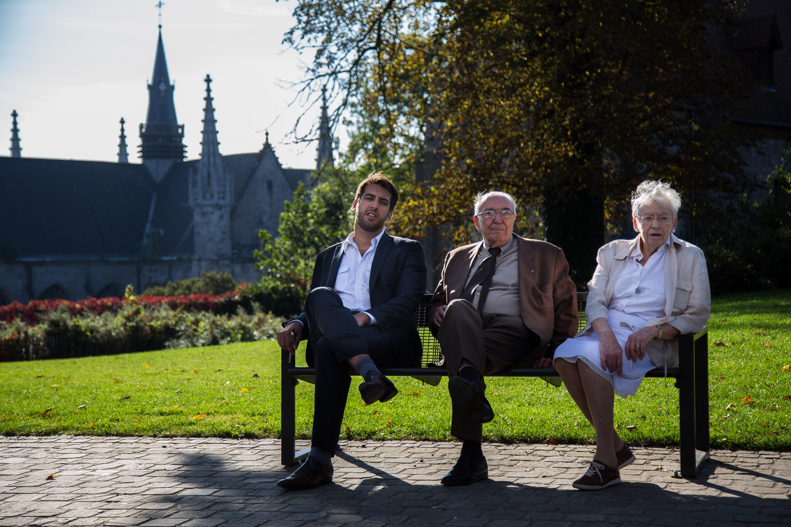 2 générations sur un banc