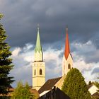 2 Kirchen in der goldenen Stunde