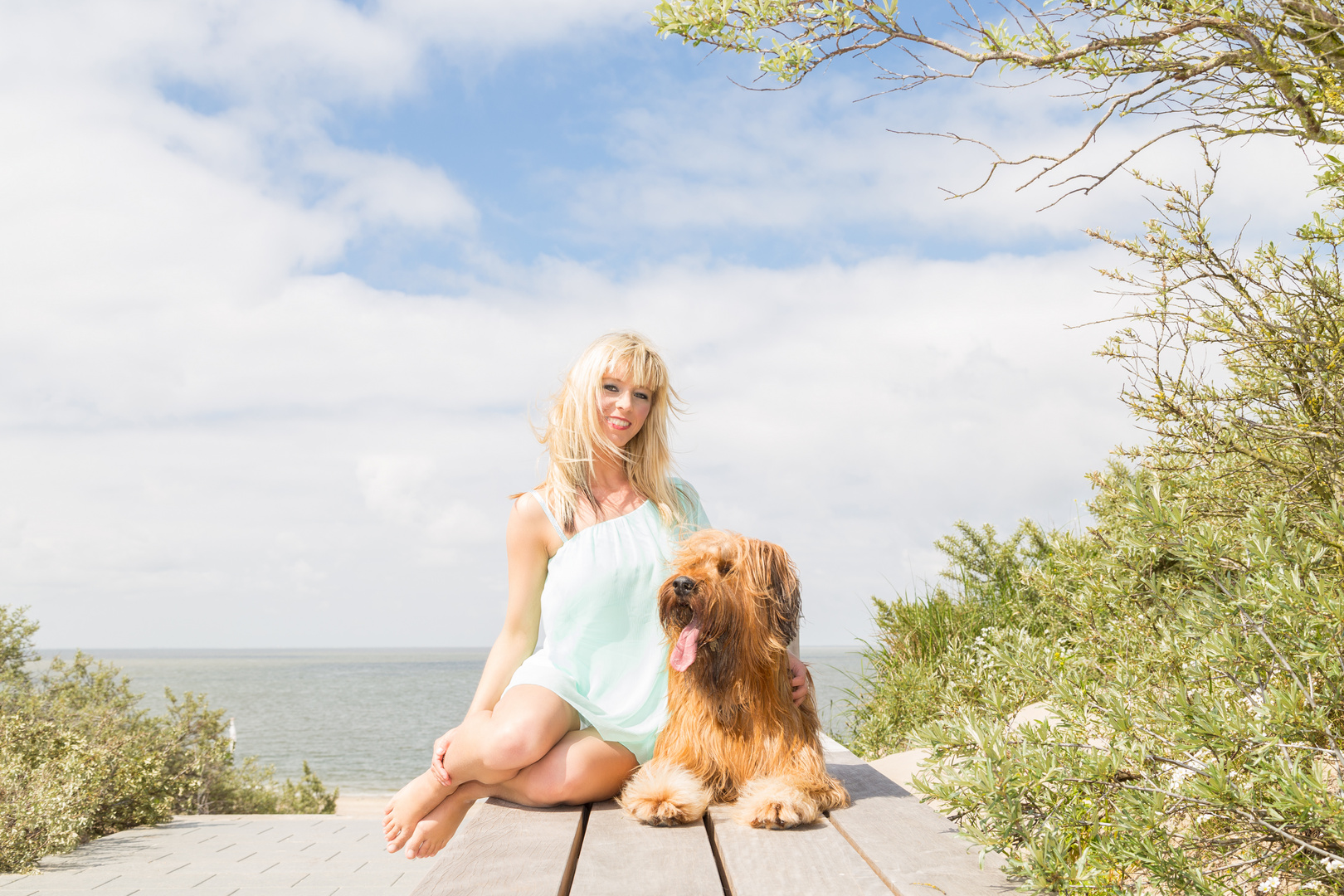 2 Models am Strand