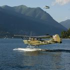 2 Old Floatplanes (Wasserflugzeuges)