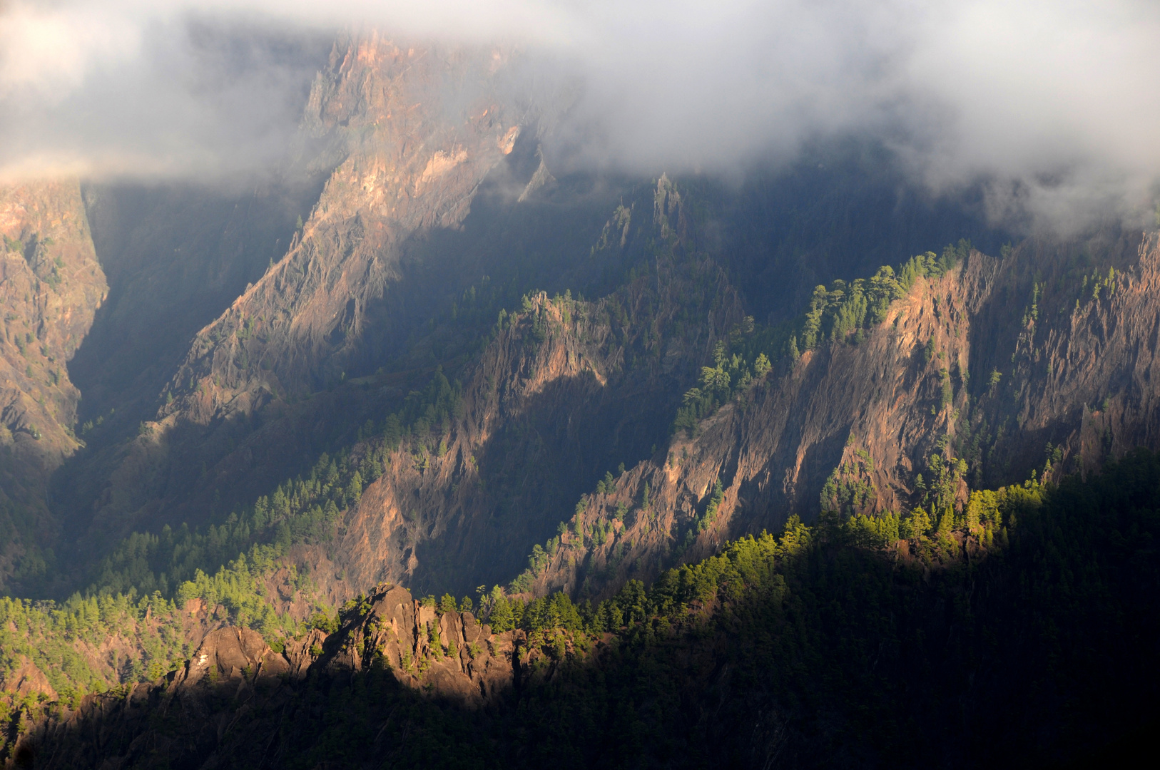 2-Primeras luces sobre la caldera