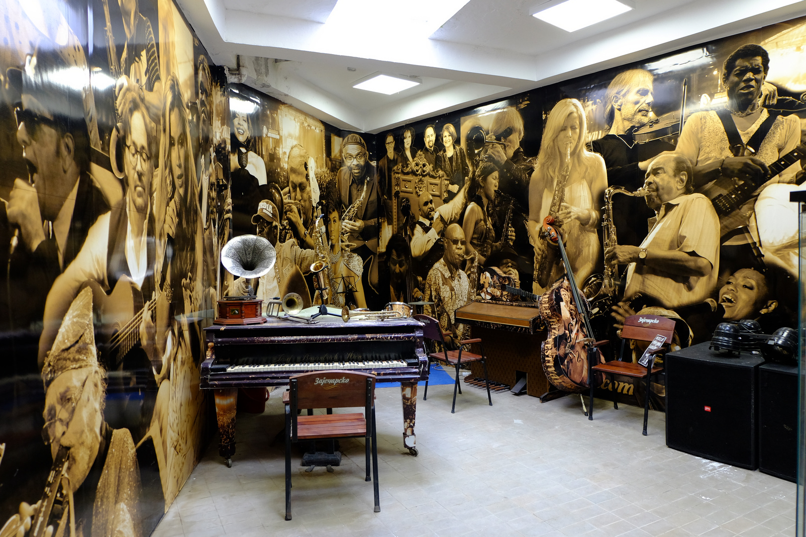 (2) Serbien, Niš - Im Jazz-Museum