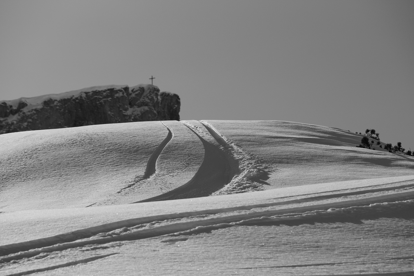 2 Spuren im Schnee......