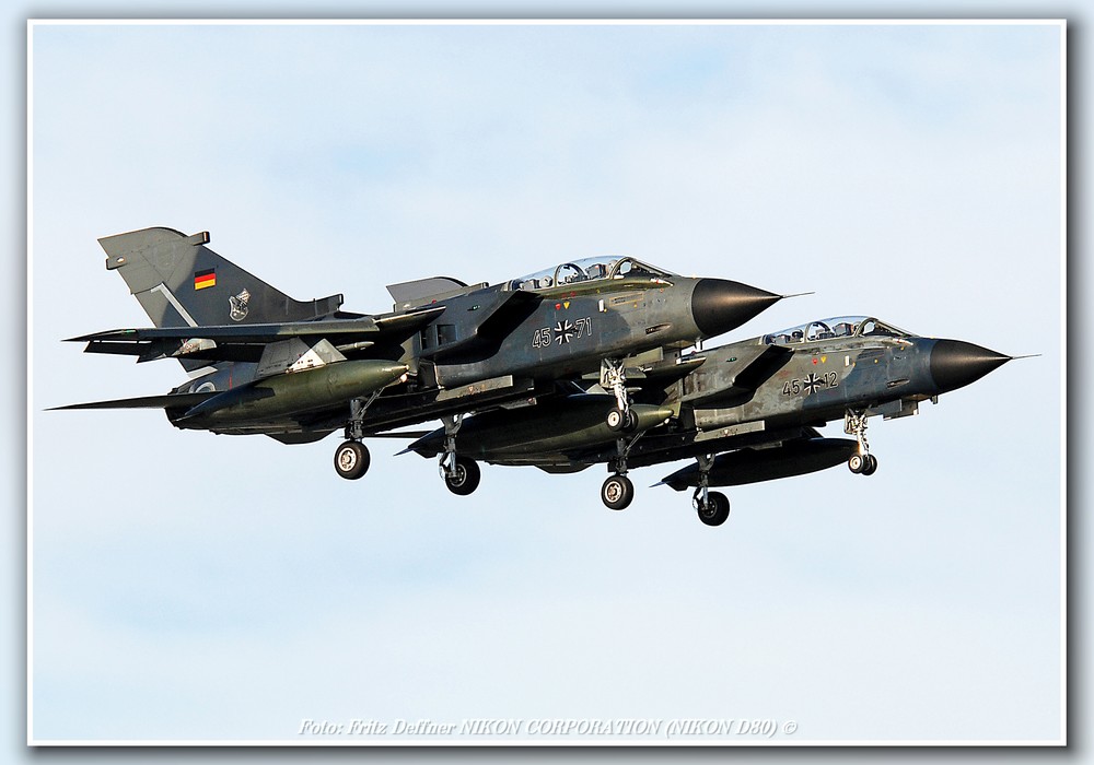 2 Tonis(Tornados)