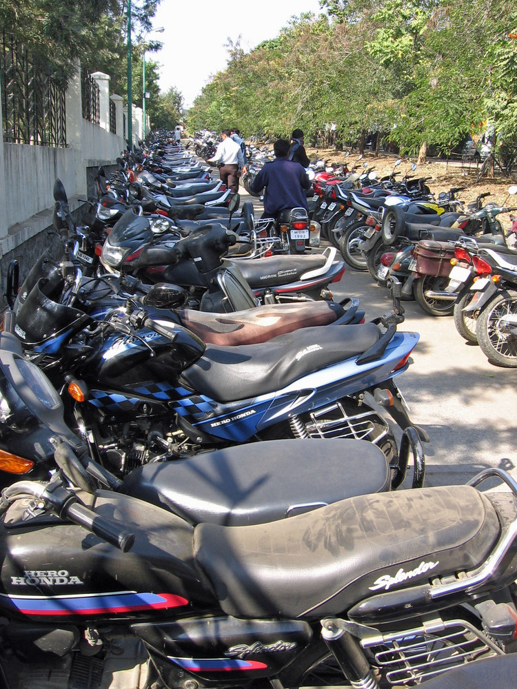 2-wheeler parking