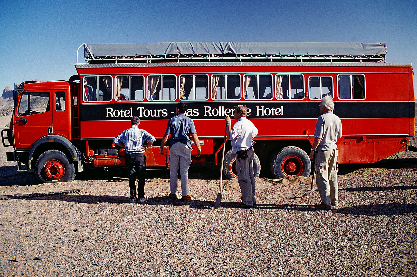 2002 NIGER