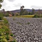 20.05.2020  Granitbrockenfläche direkt am Radweg