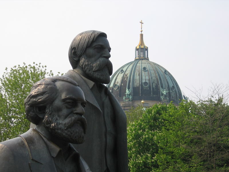 2006 "Marxs & Engels" @ "Berliner Dom"