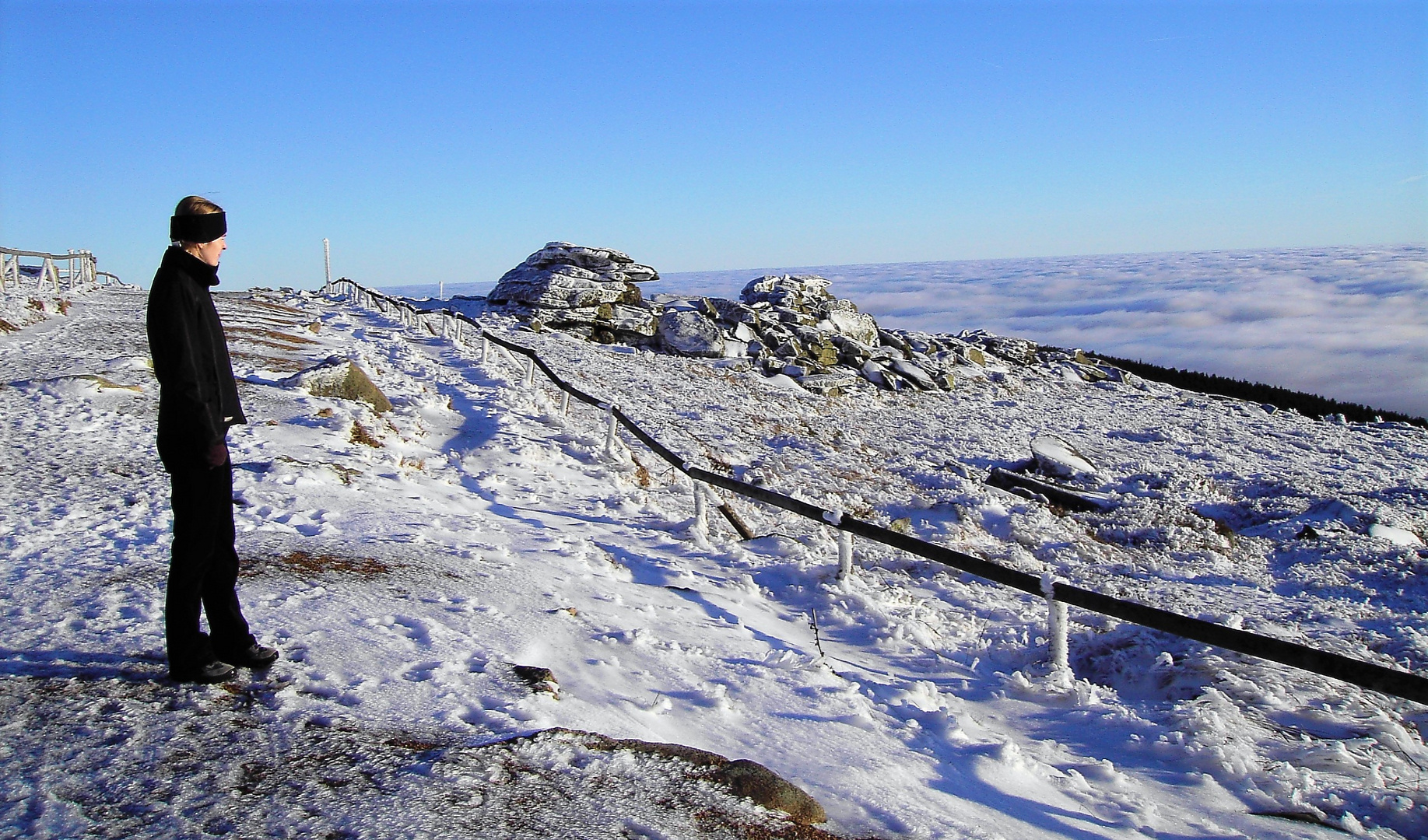 20061222 ARCHIV Blick vom BROCKEN  über die Wolken 