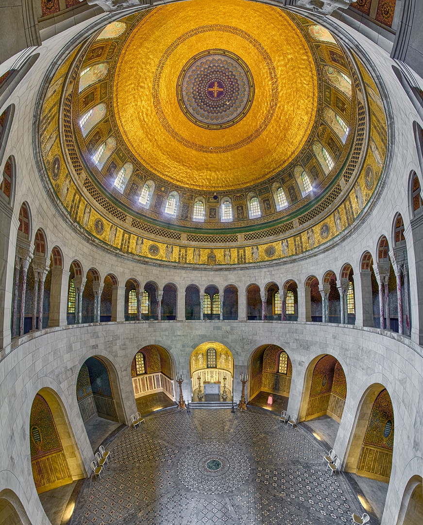 2008SC-2016SC Bückeburg Mausoleum Panorama Innen