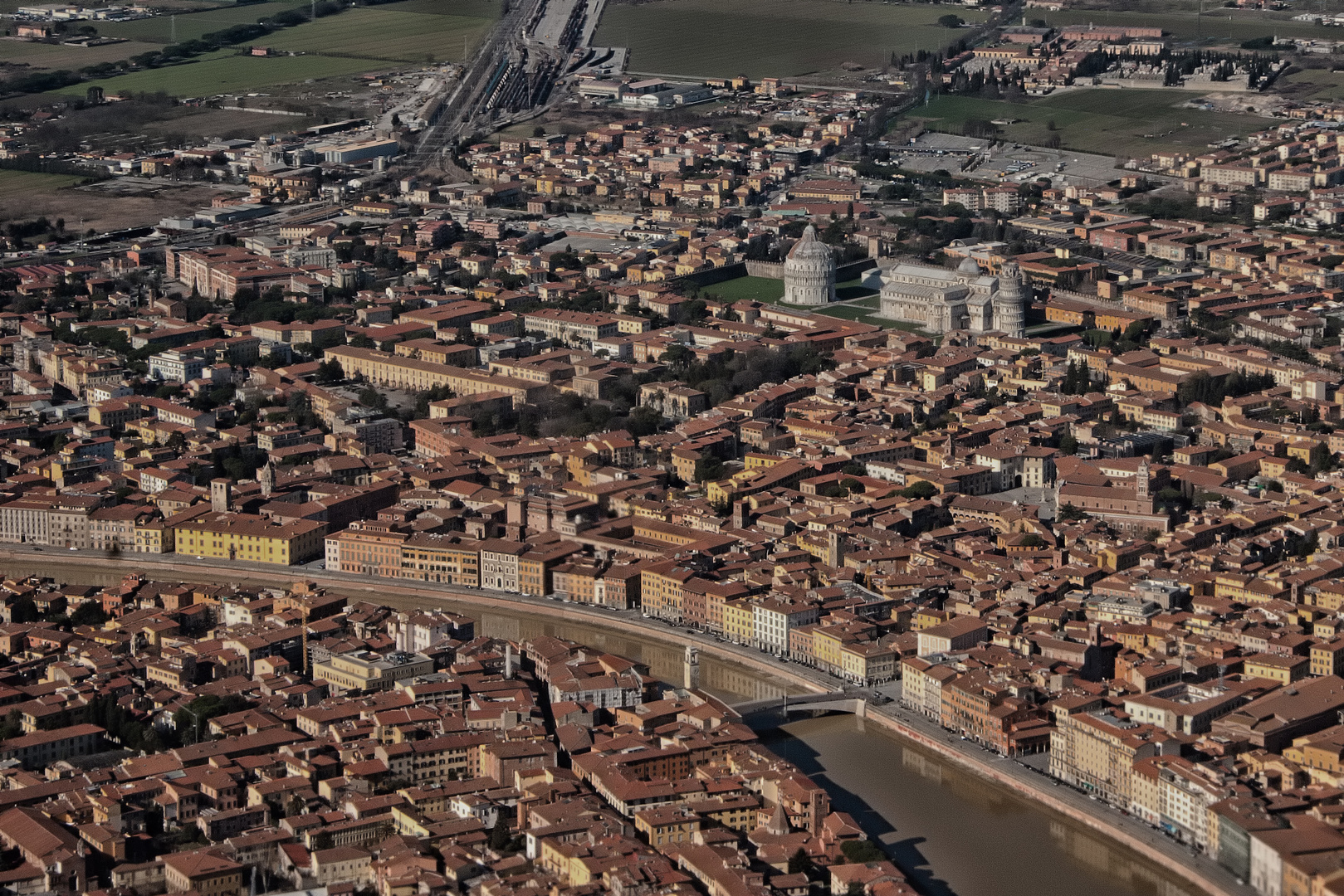 2010_7943 Pisa von oben