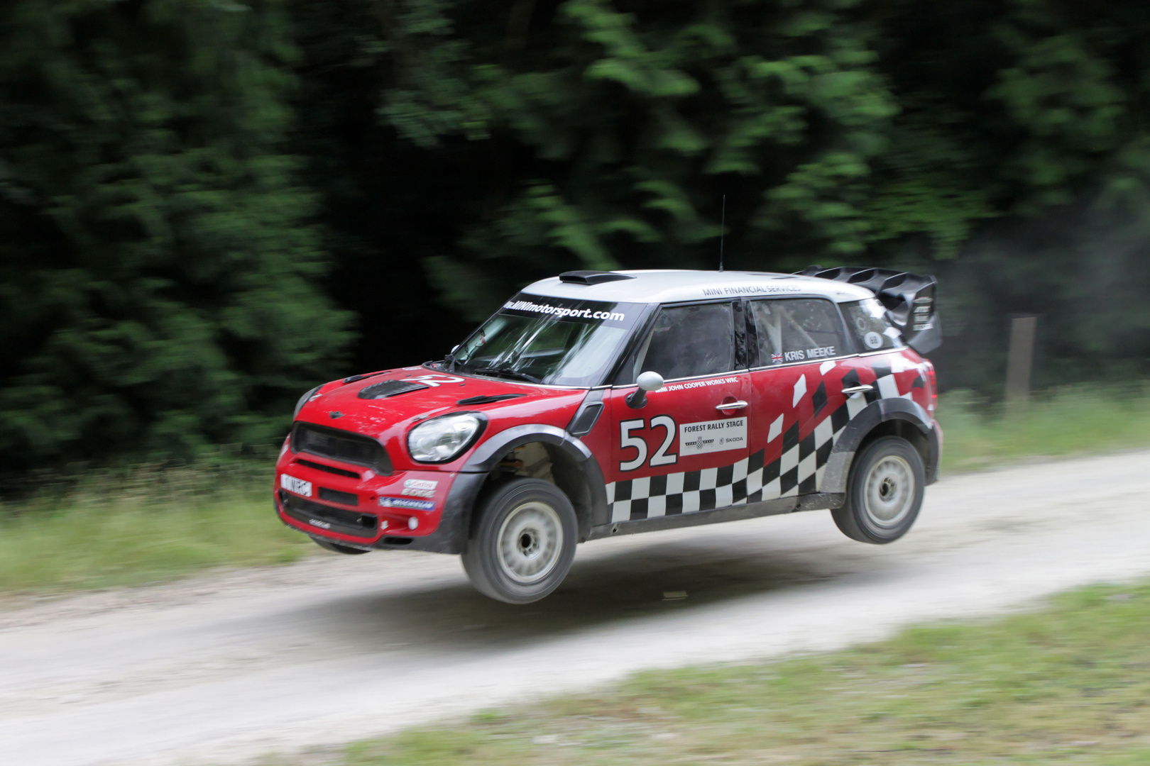 2011 Mini WRC Rallye Car fliegt