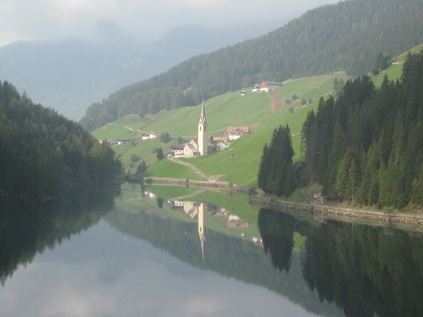 2011 Sarntal am Ende des Tales, ein beliebtes Fotomotiv