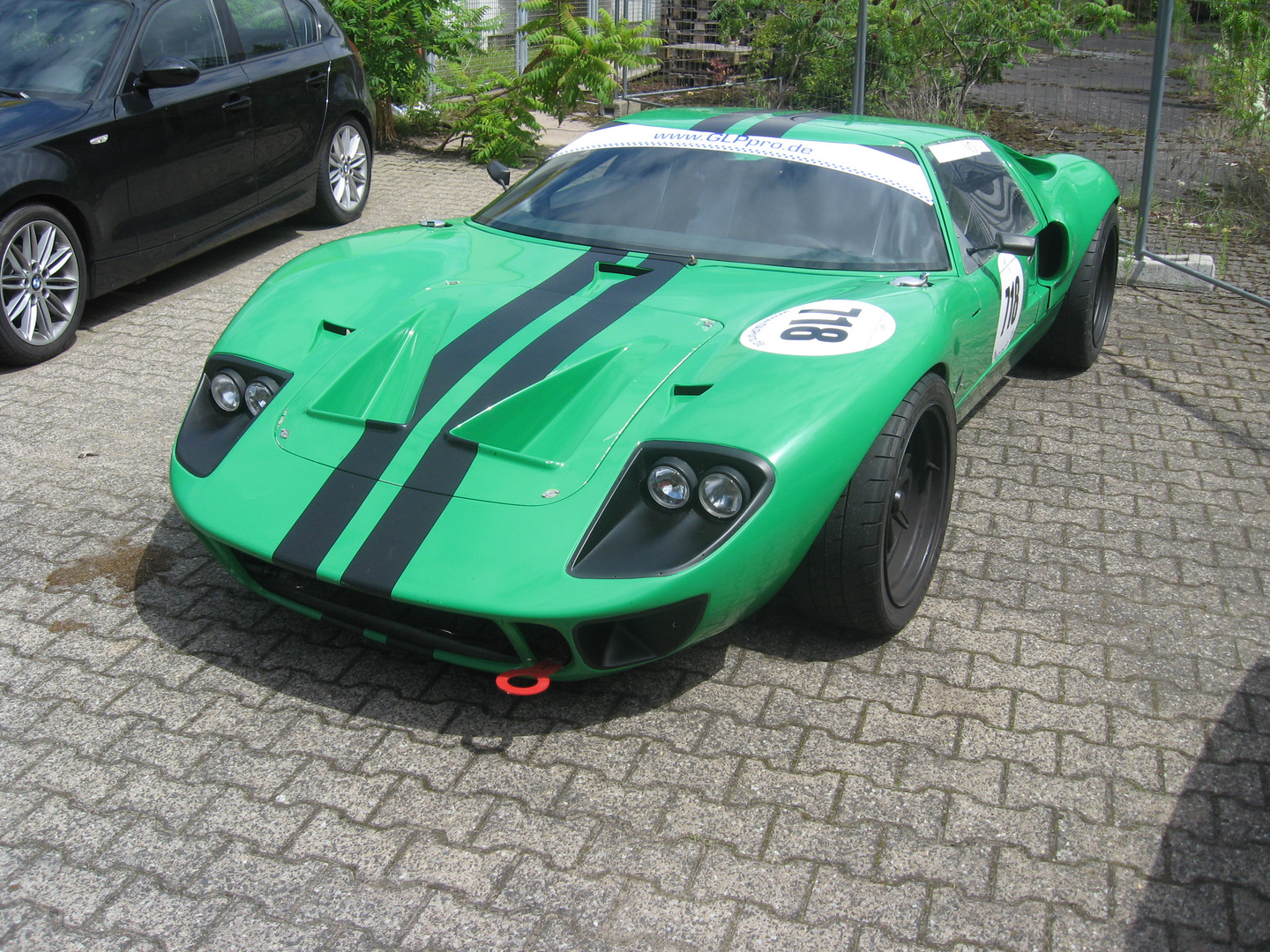 2012 Ford Mustang Treffenin der Classic-Stadt-Ffm - FORD GT 40 -