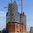 2012, Hamburg, Blick von der Elbe auf die im Bau befindliche Elbphilharmonie