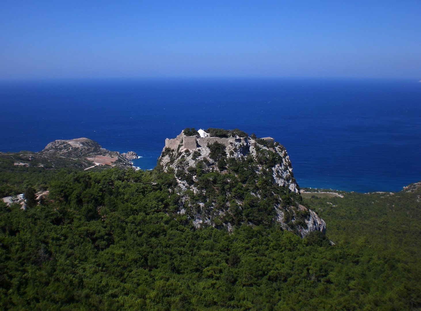 2013-25_Monolithos