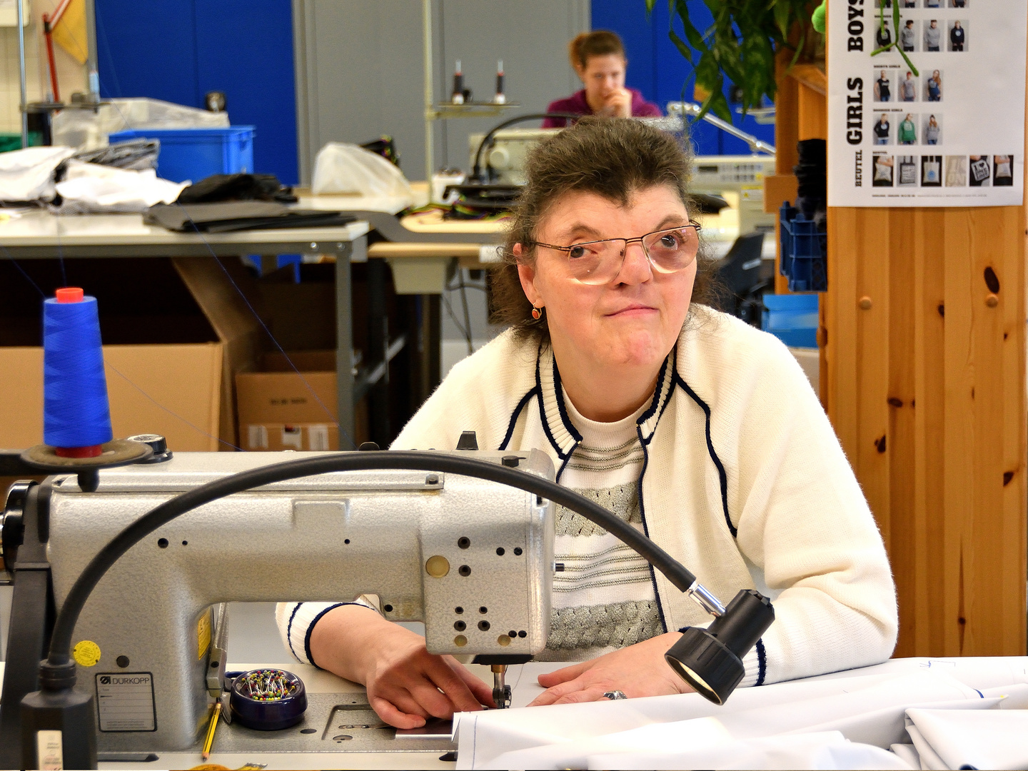 2014 Behindertenwerkstatt 4 Foto & Bild spezial, menschen