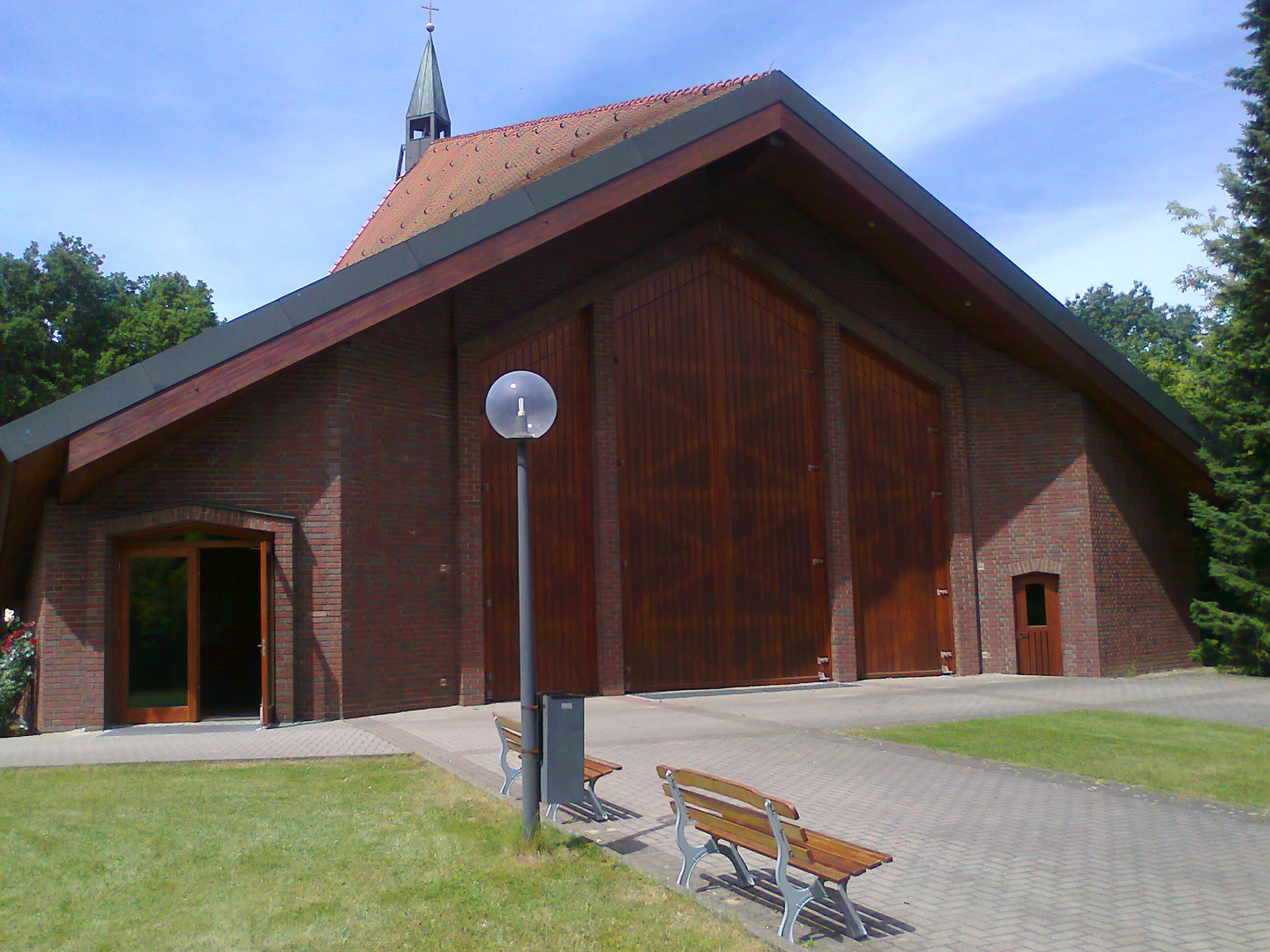 20140618 Wie dazummal :  Bruder Klaus Kirche Berlin Bruno Taud Ring