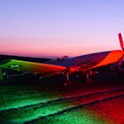 2016-09-09; Beleuchtetes Oldtimer-Flugzeug