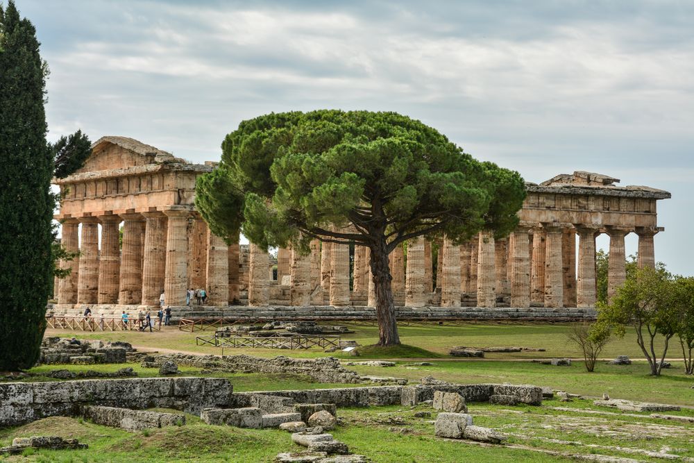2016 Paestum - Seitenansicht des Poseidontempels