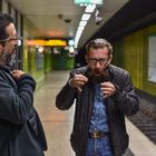 2017 Gebärdensprache auf dem U-Bahn-Steig