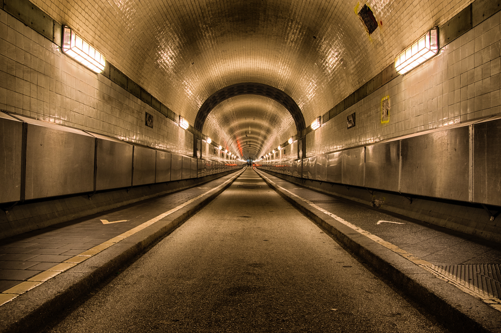 20170927-Alter Elbtunnel