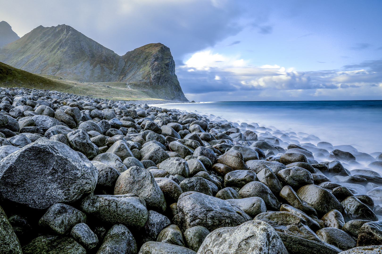 2018 Lofoten Unstad Beach