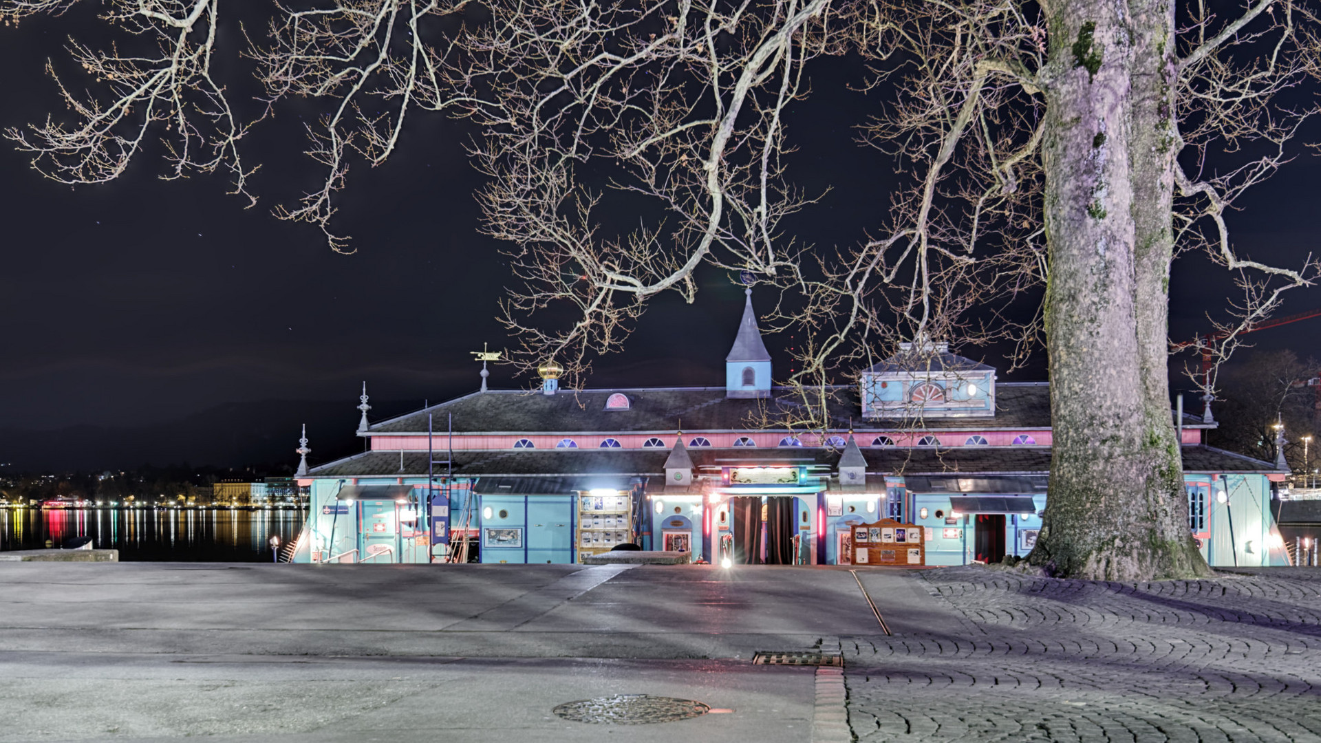 20180214_Zuerich_Theater_Herzbaracke