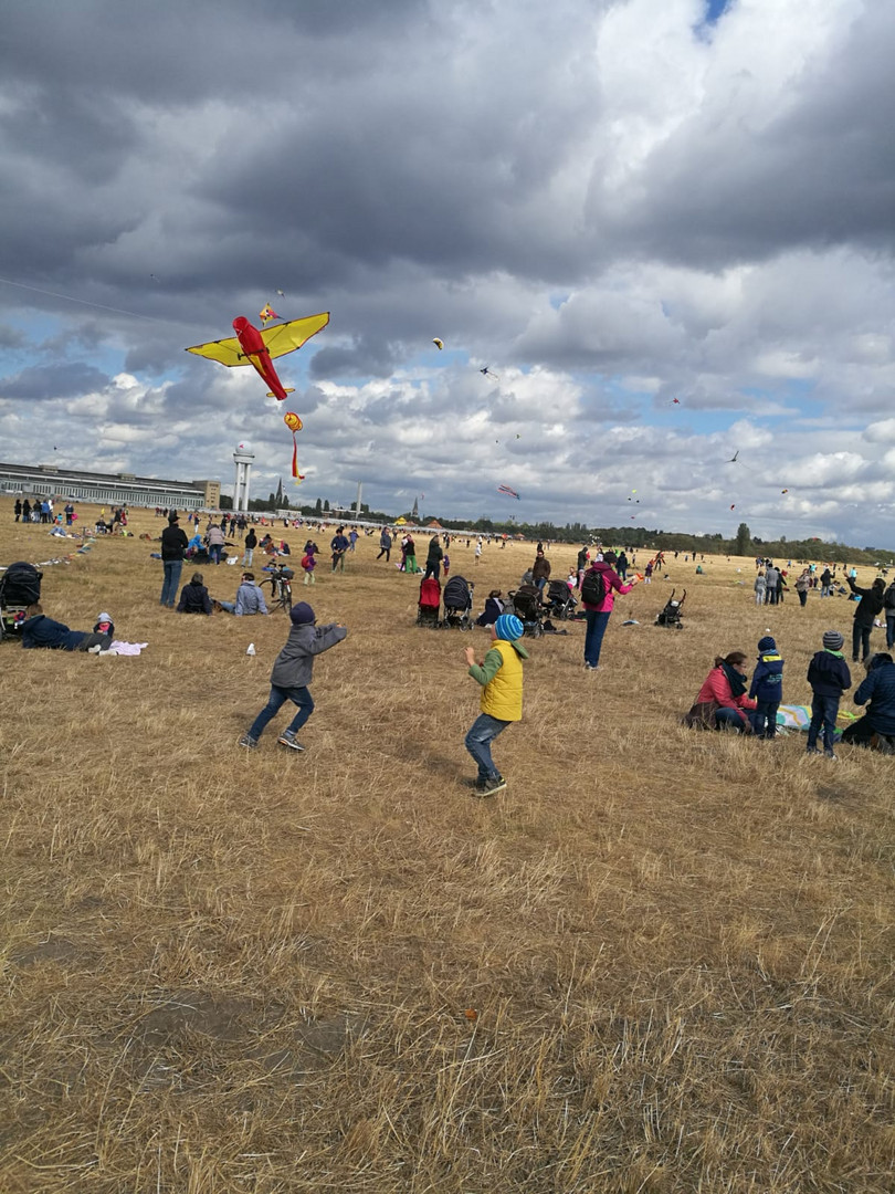 20180923  Drachen -Flugtag Berlin  Tempelhof