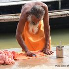 2019 11 VANARASI au bord du gange