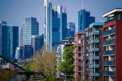 2019 Wohnen und Arbeiten in Frankfurt am Main