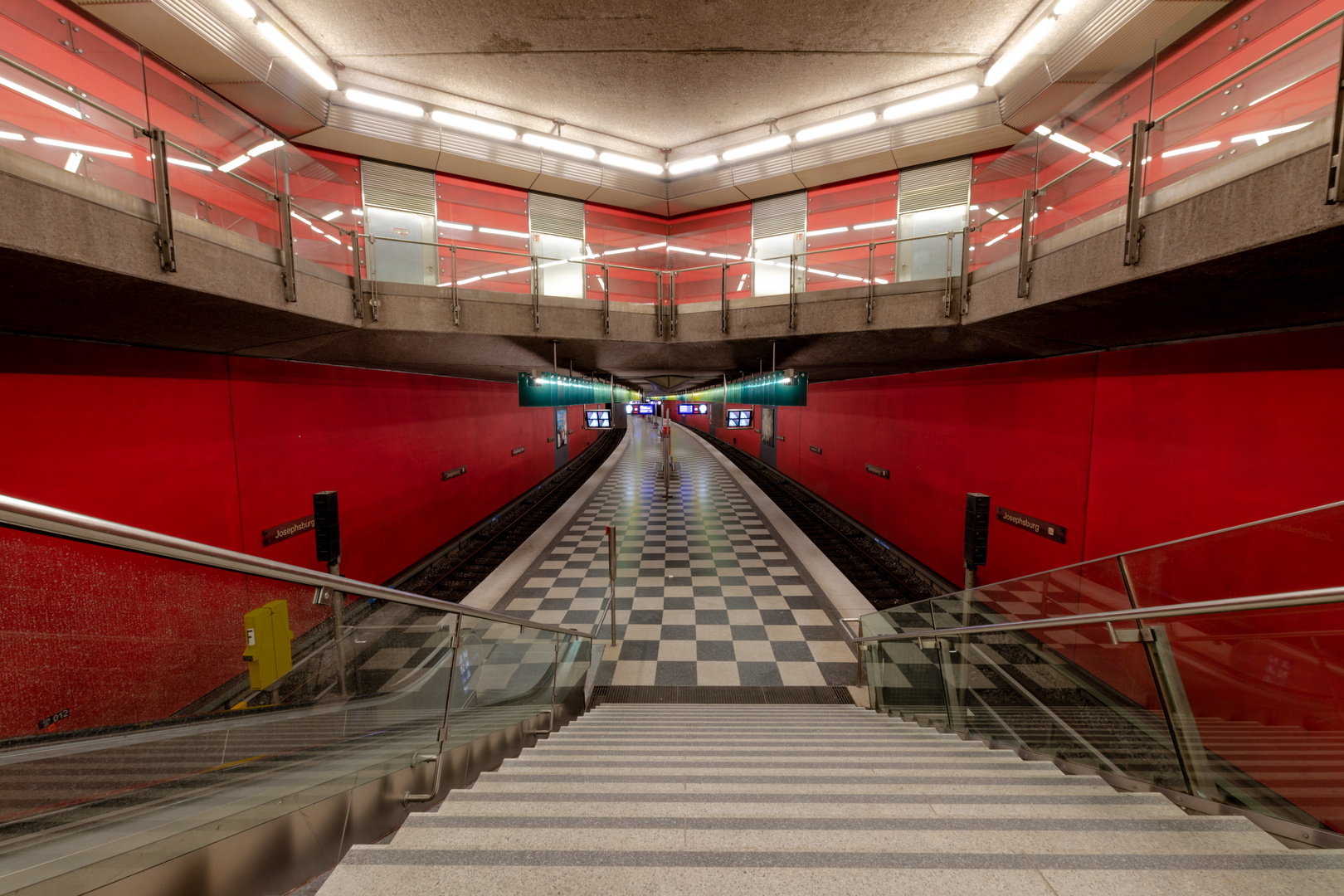 2019_02_020 U-Bahn München _FVF7691