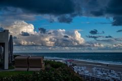 2020 Blaue Stunde an der Promenade in Westerland auf Sylt