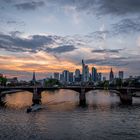2020 Boot in der Abendsonne in Frankfurt