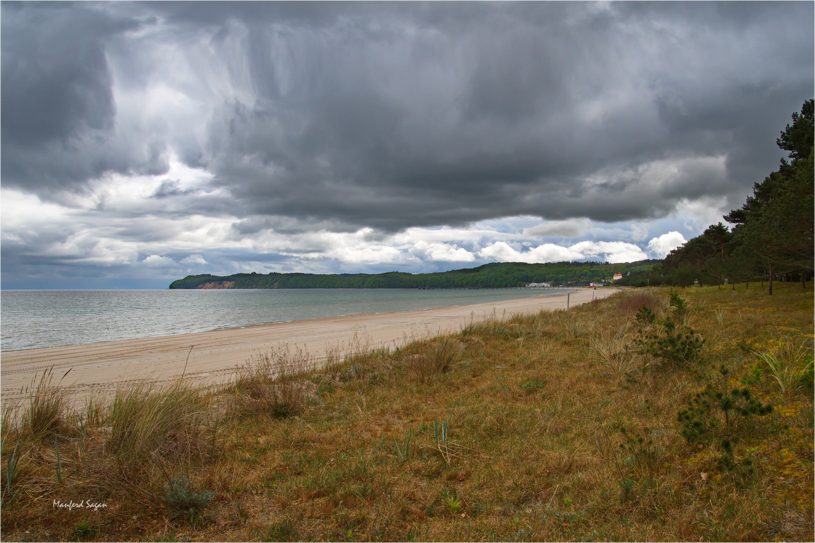 2020, Mitte Mai - der Strand von Binz auf Rügen...