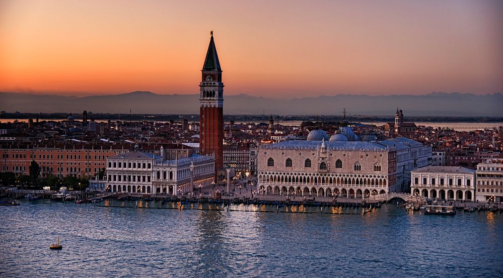 2020.11. Zauberhaftes Licht über San Marco